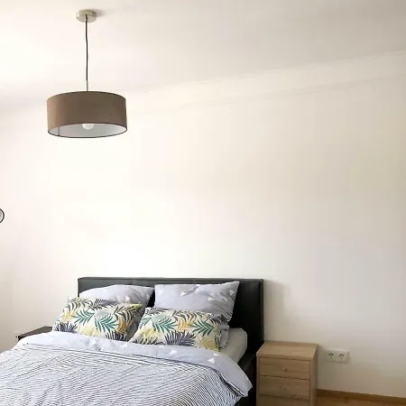 Landshut, Modern Und Zentrumsnah Mit Garten Διαμέρισμα